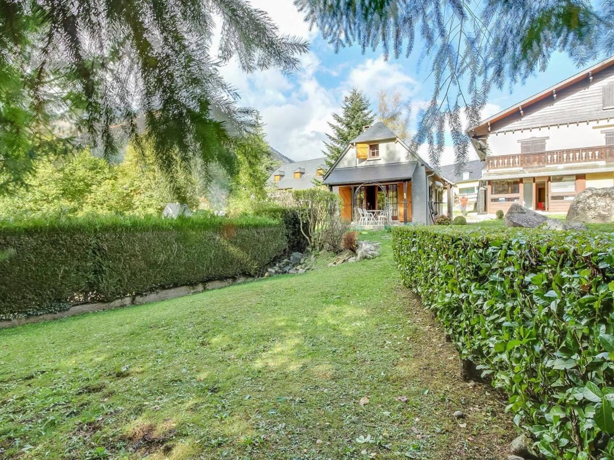 Cocon Pour 4 Avec Cheminee, Jardin Et Proche Telepherique, Centre Et Commerces A Cauterets. - Fr-1-401-168 *